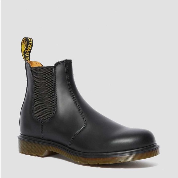 Dr. Martens Shoes - Dr. Martens 2976 Smooth Chelsea Boots